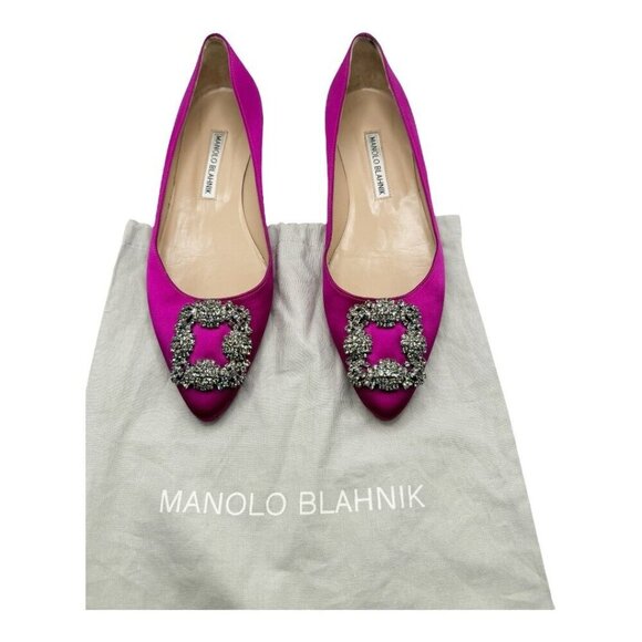 Manolo Blahnik Pink Flats with Embellished Buckle - Picture 4 of 10